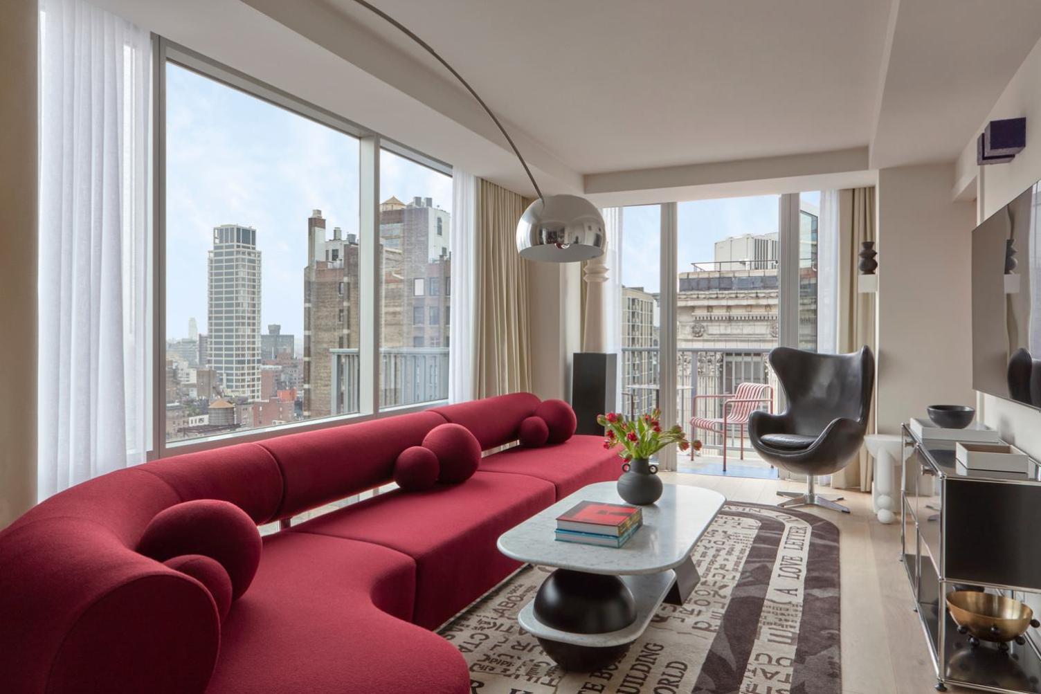 Mondrian Park Avenue 4*